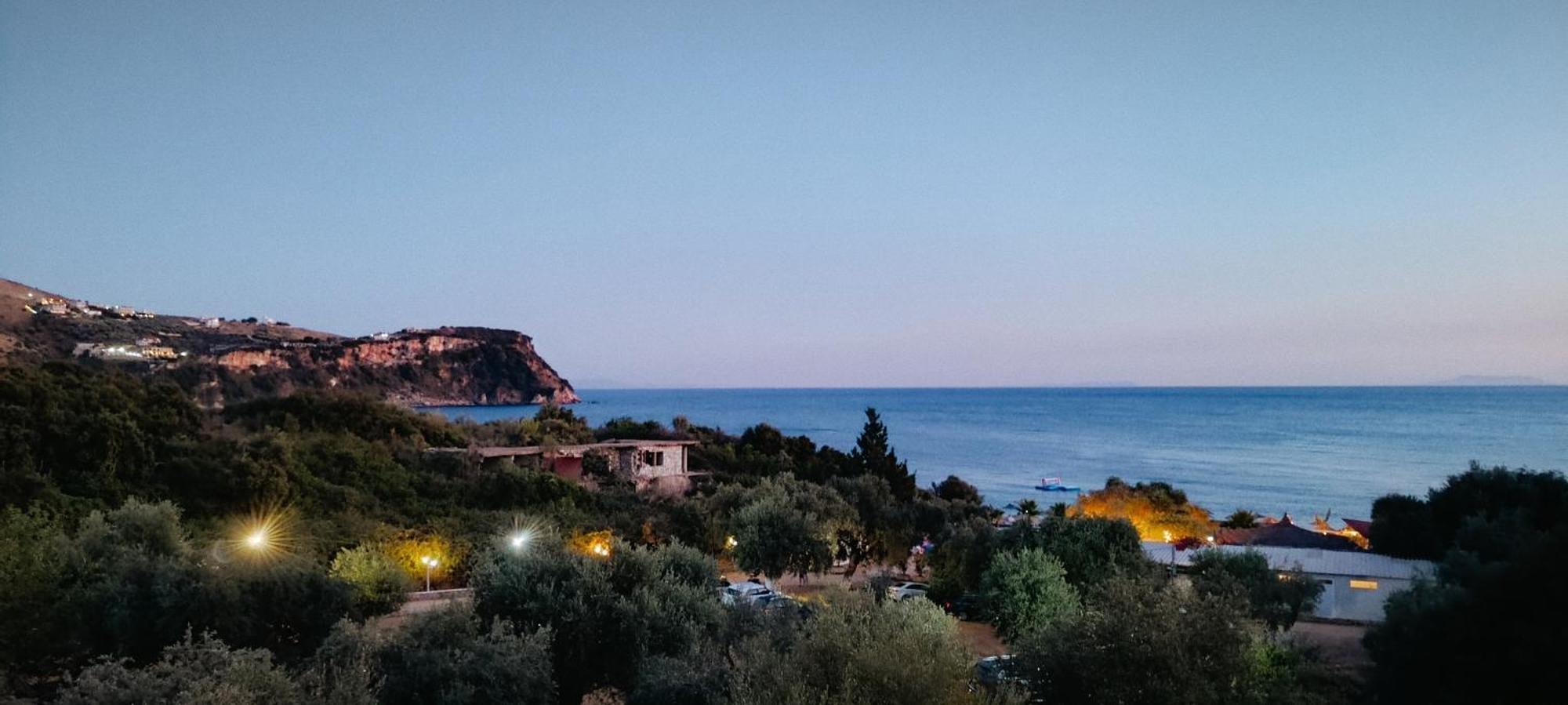 Relaxation Place Hotel Himare Exterior photo